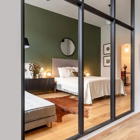 פראג Turnkey I Main Bus Station Apartments מראה חיצוני תמונה